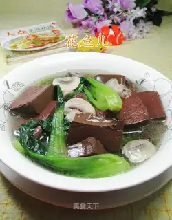 Chicken caterpillar mushrooms boiled duck blood