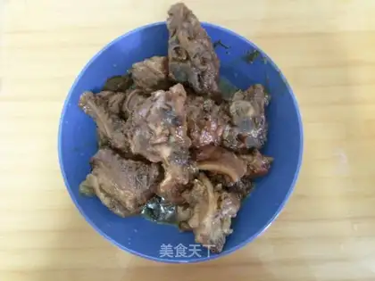 Northeast sauce bone