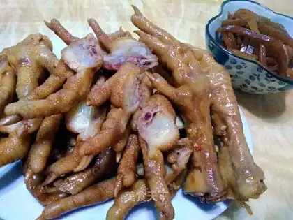 Chicken claws