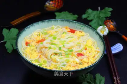 Tomato egg noodles