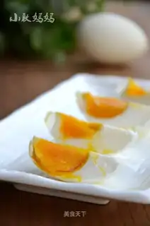 Pickled duck eggs