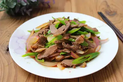 Chili fried pork heart