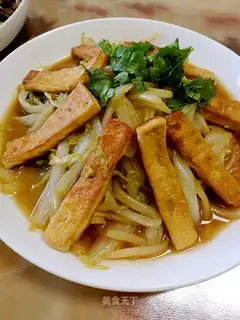 Fried tofu cabbage