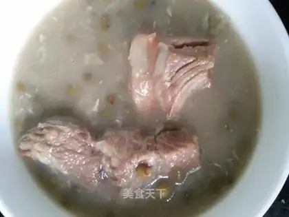 Bone green bean soup