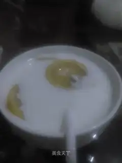 Lemon fruit milkshake