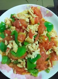 Pepper tomato fried eggs