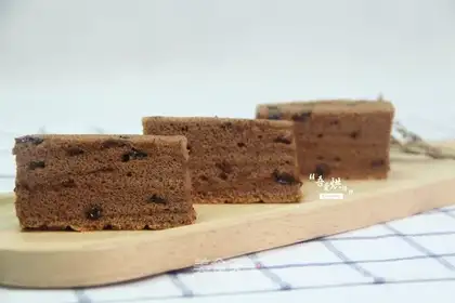 Chocolate cotton cake