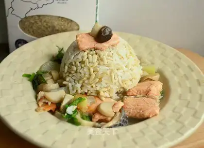 Oatmeal with salmon mushroom soup