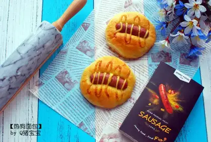 Hot dog bread