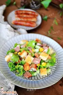 Gold sausage salad
