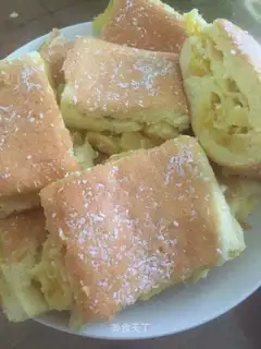 Pineapple coconut cake