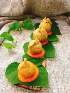 Orange buns