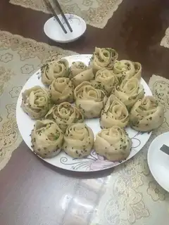 A rose dumpling