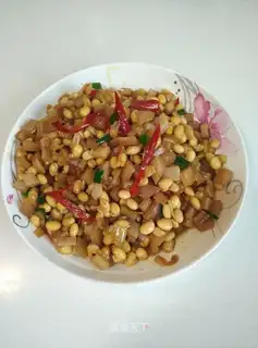 Soybean sprouts