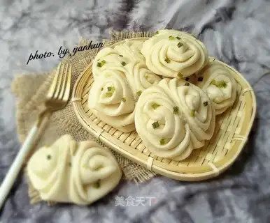Onion rolls