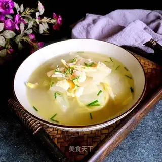 Squirty dry melon soup