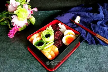 Shrimp, black rice, lunch