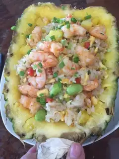 Shrimp pineapple