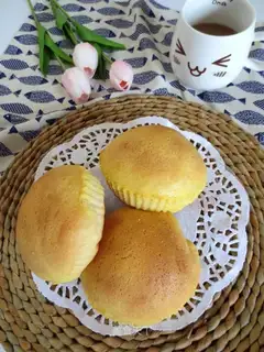 Mexican red bean bread