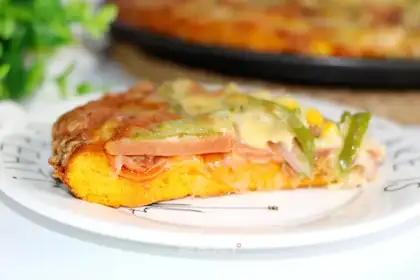 Gold-dry prawn pizza