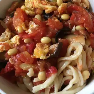 Tomato egg noodles