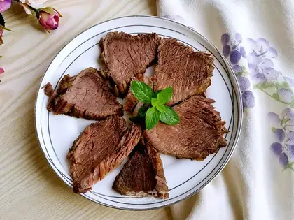 Five halogen beef