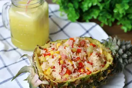 Pineapple egg fried rice