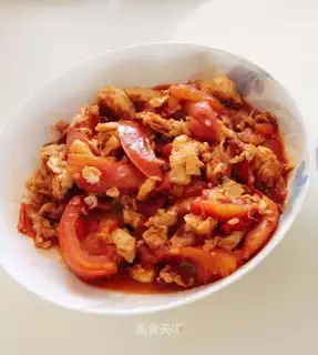 Tomato fried eggs