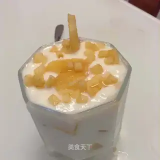 Peach yogurt