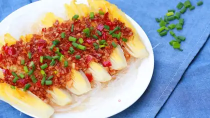 Garlic fans steaming doll food