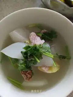 A lamb stew with radish
