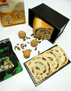 Big Leba toast