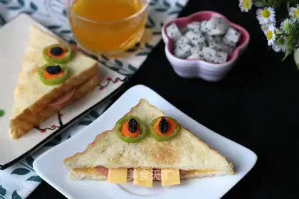 It's a big eye sandwich