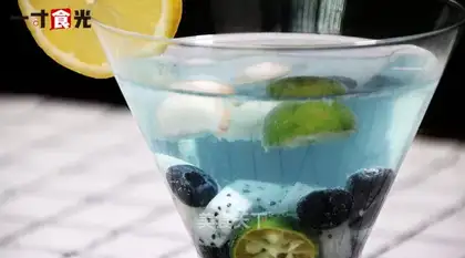 The blueberry punch