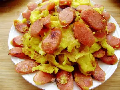 Sausage scrambled eggs