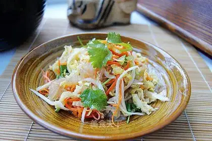 Mixed jellyfish with cabbage heart