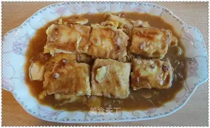 Minced pork pot collapsed tofu