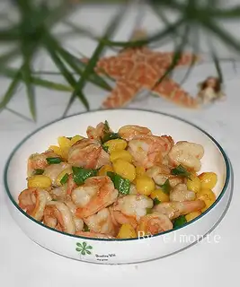 Shrimp with ginkgo fruit