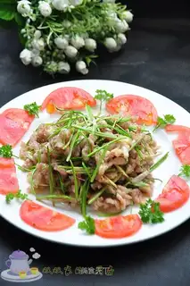 Fried shredded pork loin with coriander