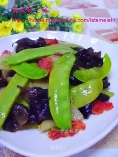 Spicy stir-fried three things