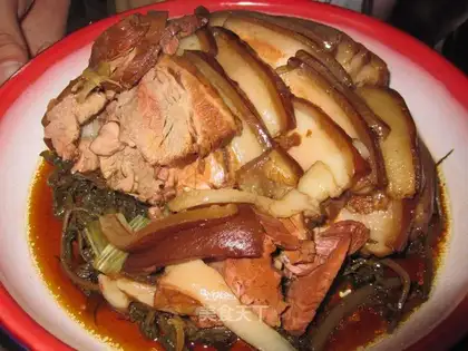 Steamed pork