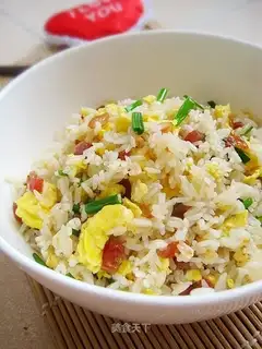 Fried rice with sausage and egg