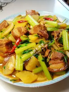 stir-fried three items with braised pork