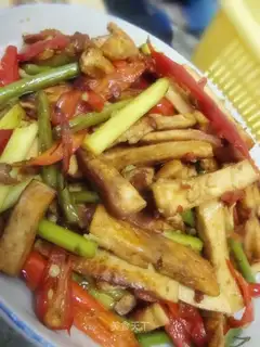 stir-fried garlic sprouts