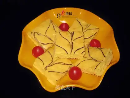 Tiger skin and almond cake