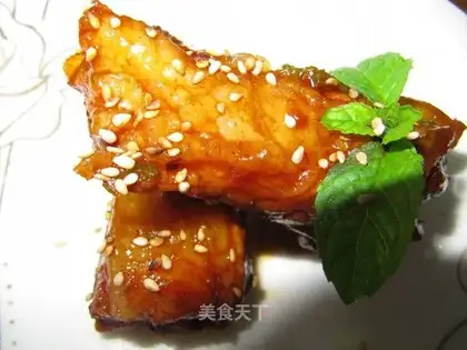 Grilled pork ribs with bitter gourd