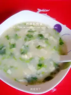 Milk soup with cattail cabbage