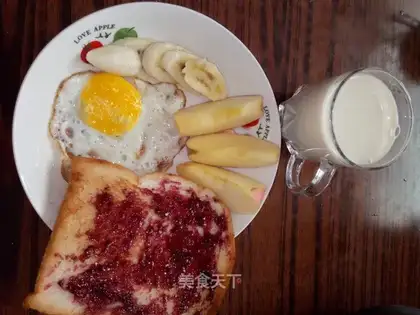 Toast and eggs
