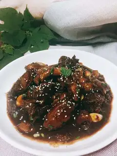 Wild fruit red duck