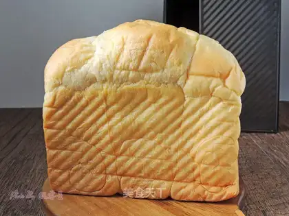 One fermented, super soft toast